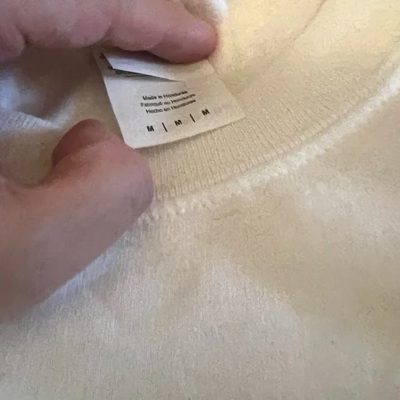 ariana grande christmas crewneck - Picture 2 of 5